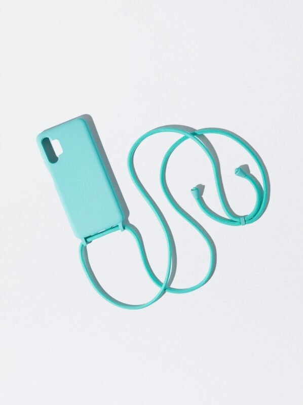 funda movil colgada scaled 1